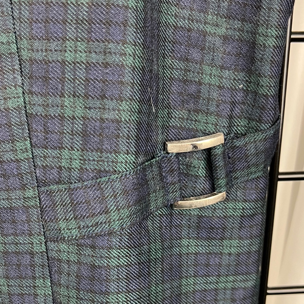 Plaid Zip-Up Vest from MAGGIE LAWRENCE - Picture 4 of 11